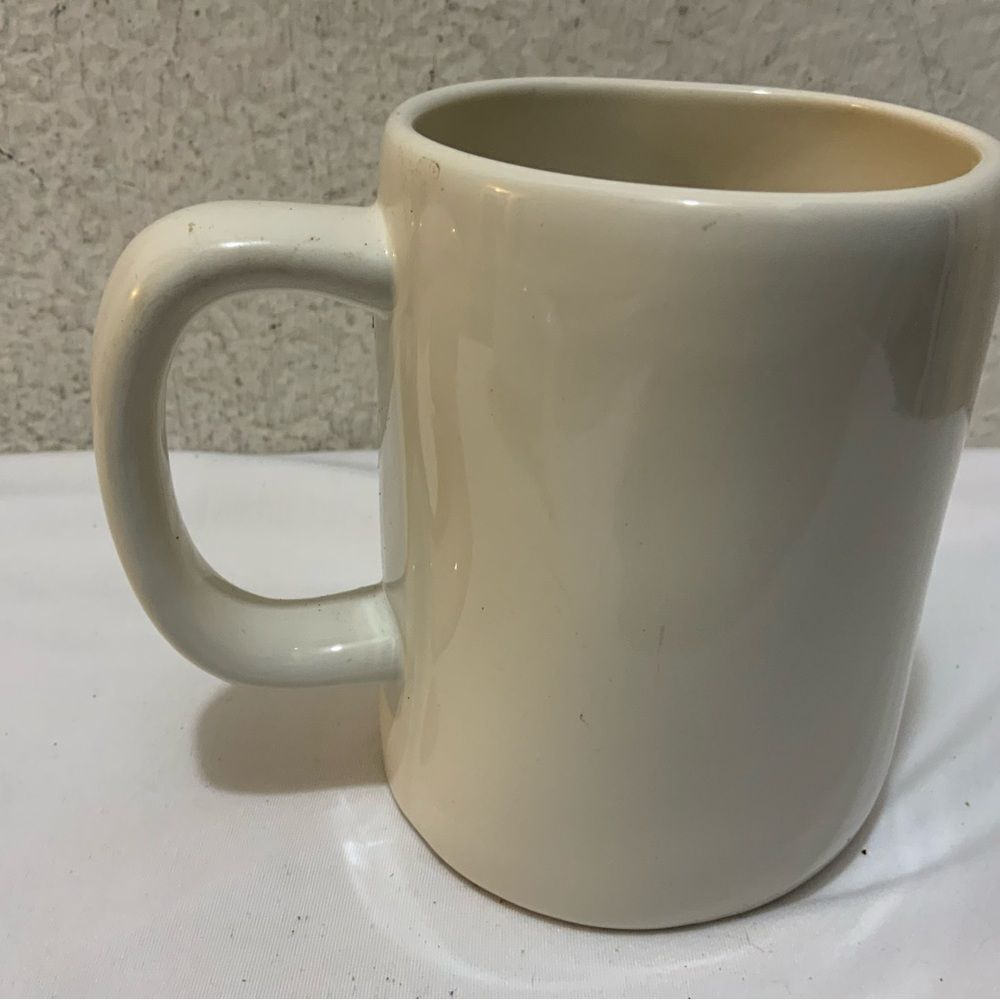 REA DUNN BAH HUMBUG! Mug - Picture 4 of 5
